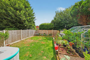 Dale Crescent New Tupton